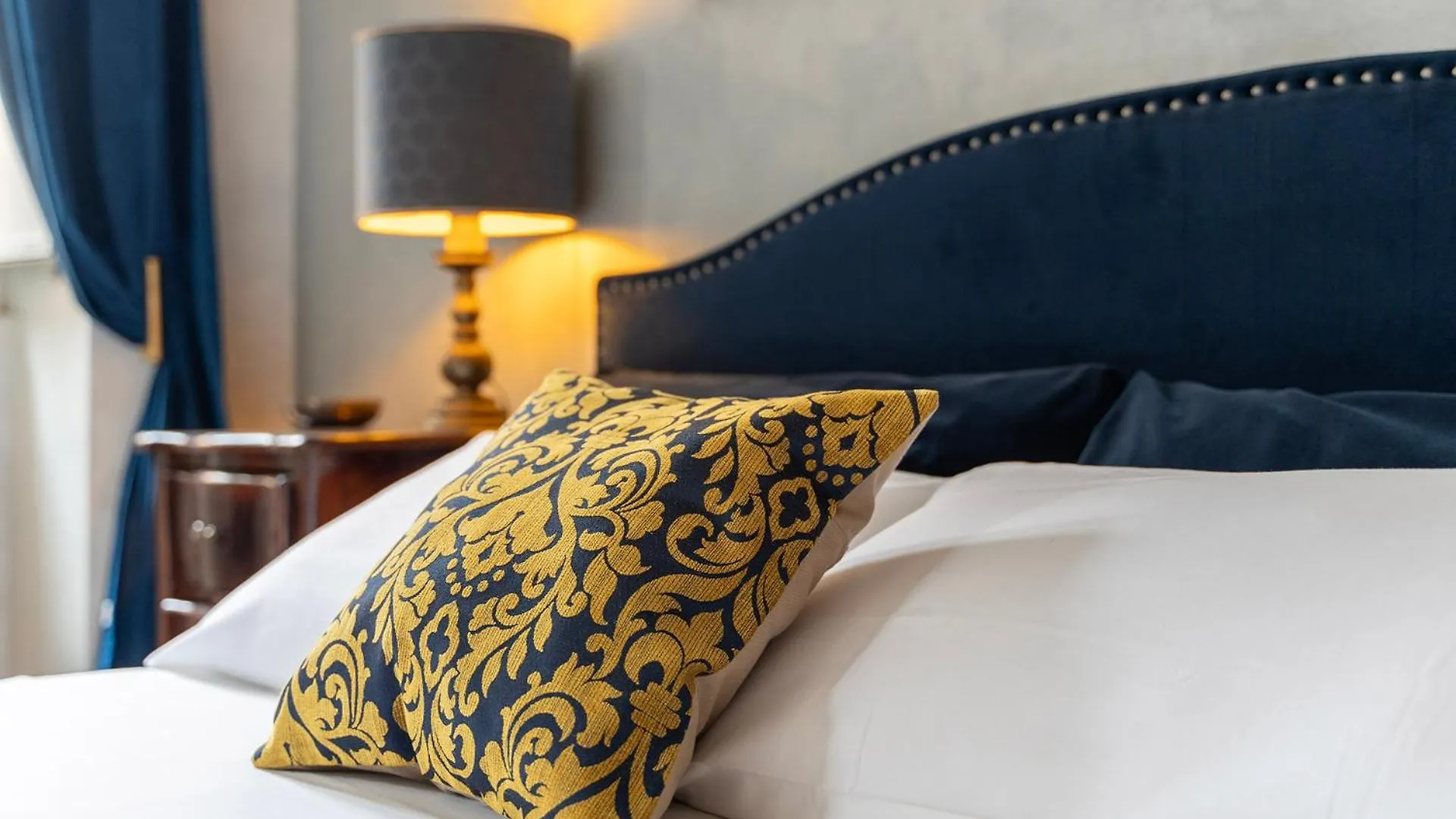 Romanticrome, Elegant Apartment In Trastevere District